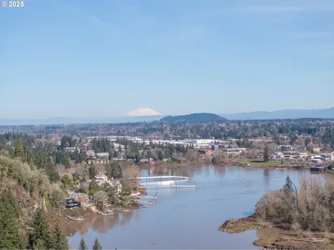 13060 SW Elk Rock Road Lake Oswego OR 97034