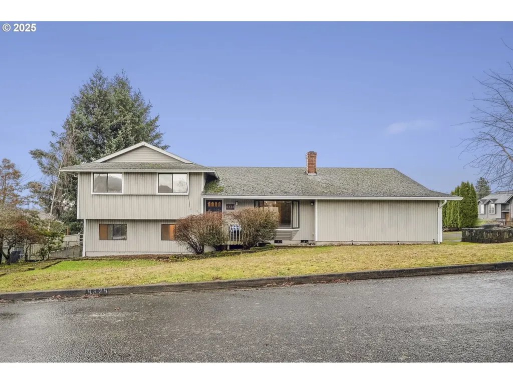 4324 SE Anderegg Drive Portland OR 97236