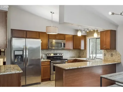 4324 SE Anderegg Drive Portland OR 97236