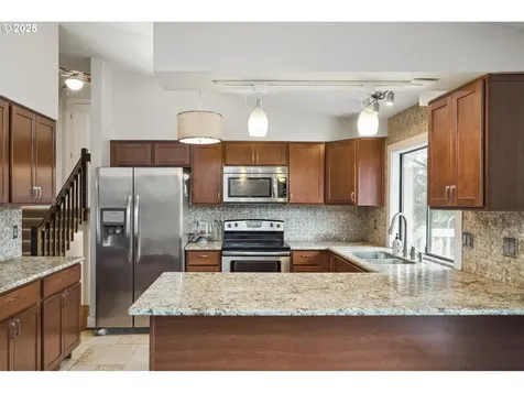4324 SE Anderegg Drive Portland OR 97236