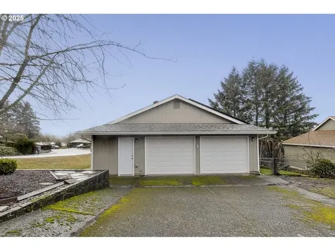 4324 SE Anderegg Drive Portland OR 97236