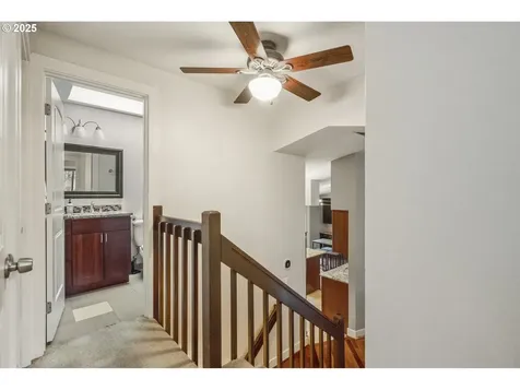 4324 SE Anderegg Drive Portland OR 97236