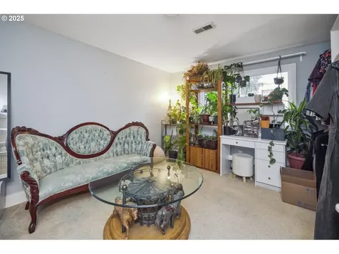 4324 SE Anderegg Drive Portland OR 97236