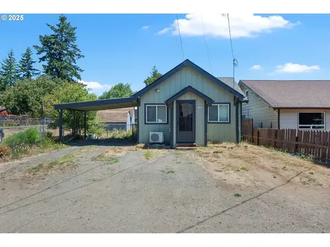 1236 N Baxter Street Coquille OR 97423