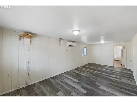 1236 N Baxter Street Coquille OR 97423