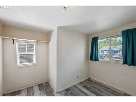 1236 N Baxter Street Coquille OR 97423