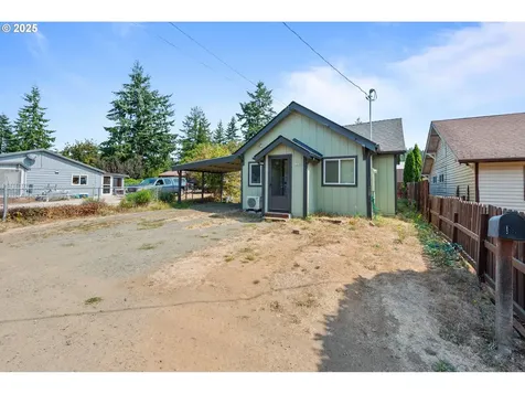 1236 N Baxter Street Coquille OR 97423