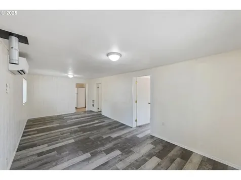 1236 N Baxter Street Coquille OR 97423