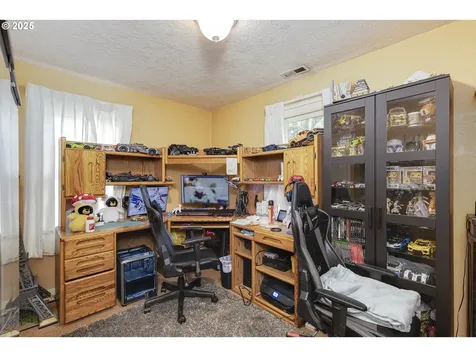 307 Sherman Street Amity OR 97101