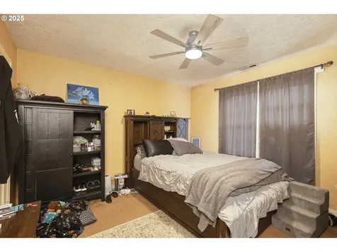 307 Sherman Street Amity OR 97101