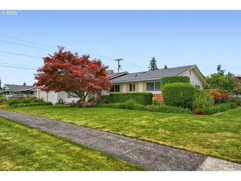 2565 Dover Drive Eugene OR 97404