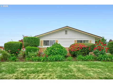 2565 Dover Drive Eugene OR 97404