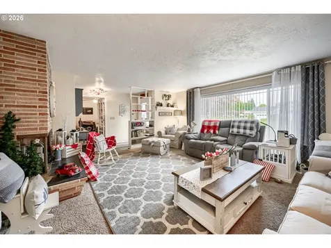 2565 Dover Drive Eugene OR 97404