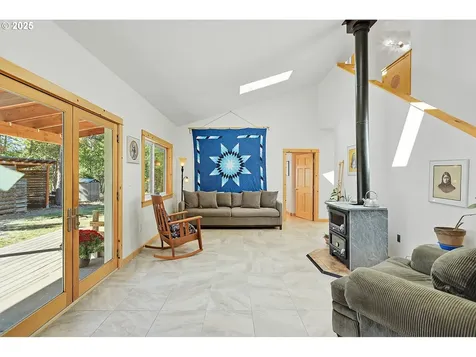 27 Whispering Pines Goldendale WA 98620