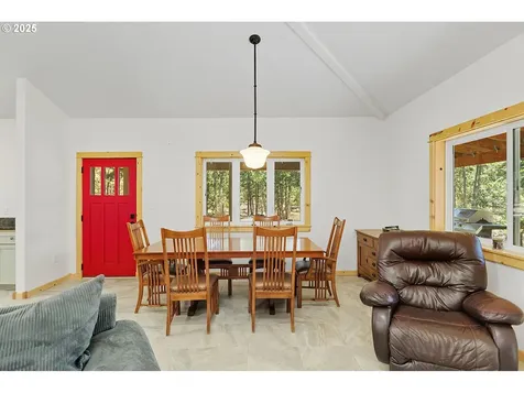 27 Whispering Pines Goldendale WA 98620
