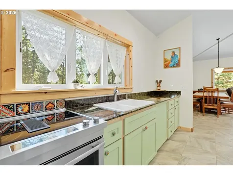 27 Whispering Pines Goldendale WA 98620