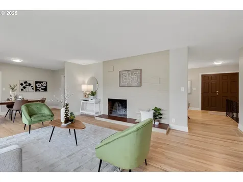 7318 SW Nevada Terrace Portland OR 97219