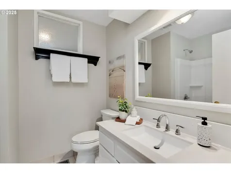 7318 SW Nevada Terrace Portland OR 97219