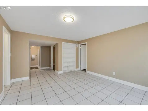 7318 SW Nevada Terrace Portland OR 97219