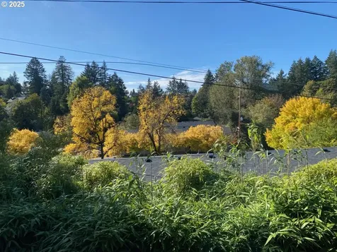 7318 SW Nevada Terrace Portland OR 97219