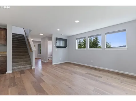 6015 NW High Heaven Road Mcminnville OR 97128