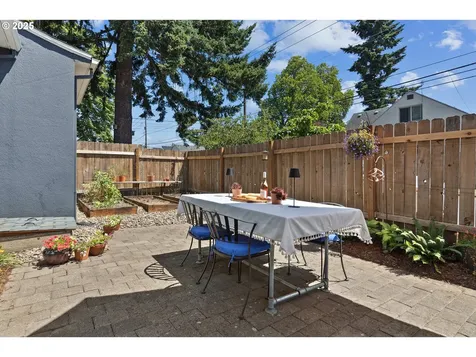 7205 N Concord Avenue Portland OR 97217