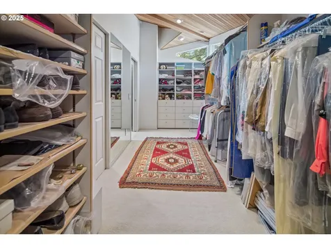 21 Nansen Summit Lake Oswego OR 97035