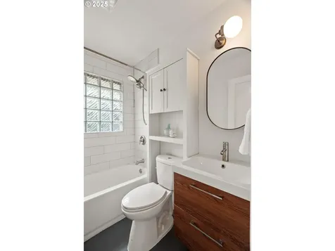 6725 N Borthwick Avenue Portland OR 97217