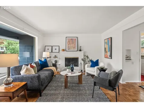 6725 N Borthwick Avenue Portland OR 97217