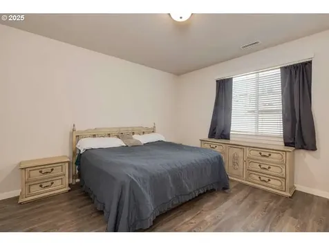 4708 NE 109th Street Vancouver WA 98686