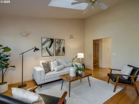13630 Barclay Hills Drive Oregon City OR 97045