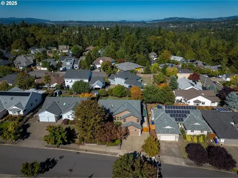 13630 Barclay Hills Drive Oregon City OR 97045