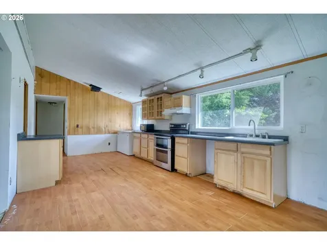 56266 Hazen Road Warren OR 97053