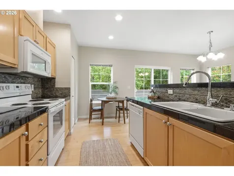 1847 NE 102nd Avenue Hillsboro OR 97006