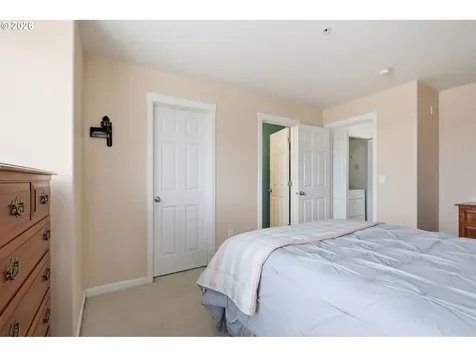1847 NE 102nd Avenue Hillsboro OR 97006