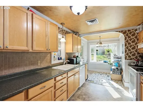 1514 E 14th Street The Dalles OR 97058