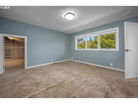 955 SW Summit View Drive Portland OR 97225