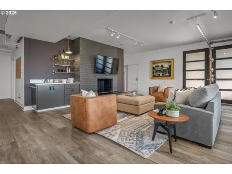 955 SW Summit View Drive Portland OR 97225