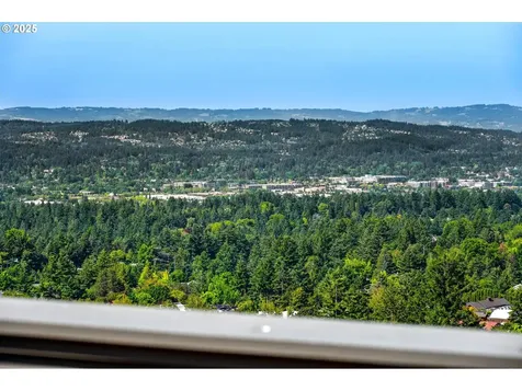 955 SW Summit View Drive Portland OR 97225