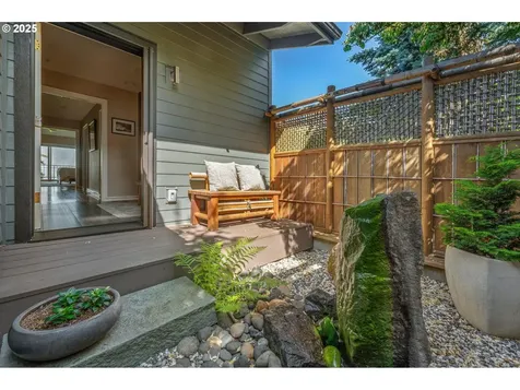 955 SW Summit View Drive Portland OR 97225