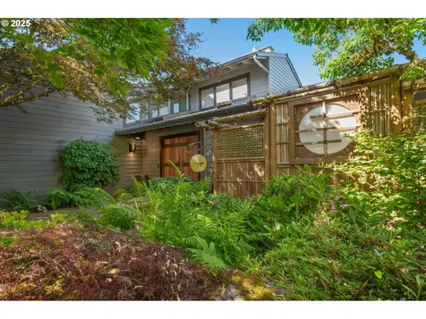 955 SW Summit View Drive Portland OR 97225