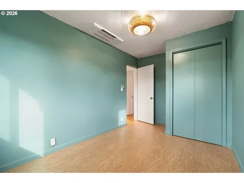 6115 SE Lambert Street Portland OR 97206