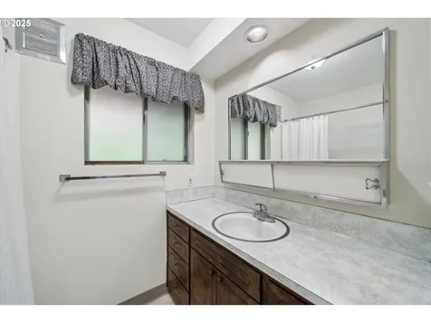 1108 NE 63rd Street Vancouver WA 98665