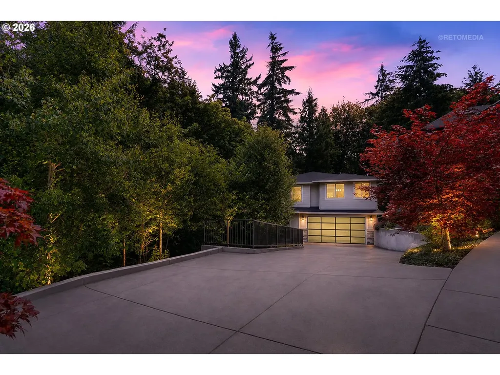 12252 SW 13th Court Portland OR 97219