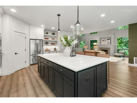 12252 SW 13th Court Portland OR 97219