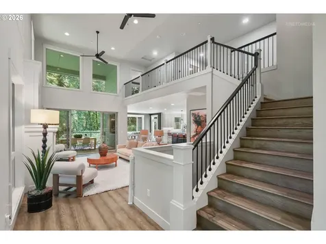 12252 SW 13th Court Portland OR 97219