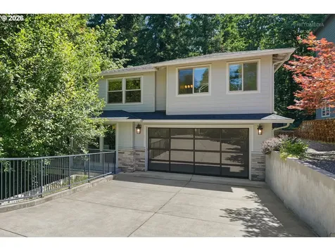 12252 SW 13th Court Portland OR 97219