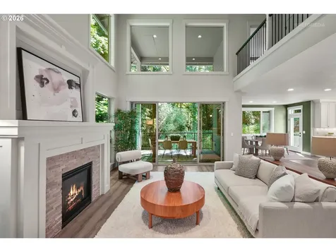 12252 SW 13th Court Portland OR 97219