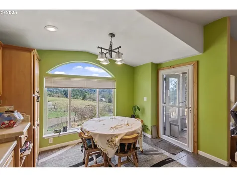 55979 Finley Loop Coquille OR 97423