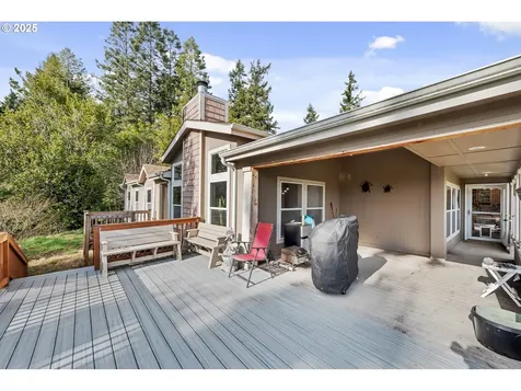 55979 Finley Loop Coquille OR 97423